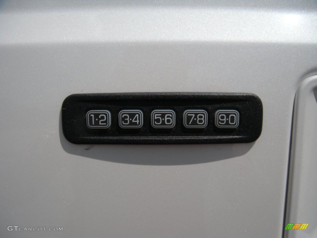 2015 F250 Super Duty Lariat Crew Cab 4x4 - White Platinum / Black photo #15