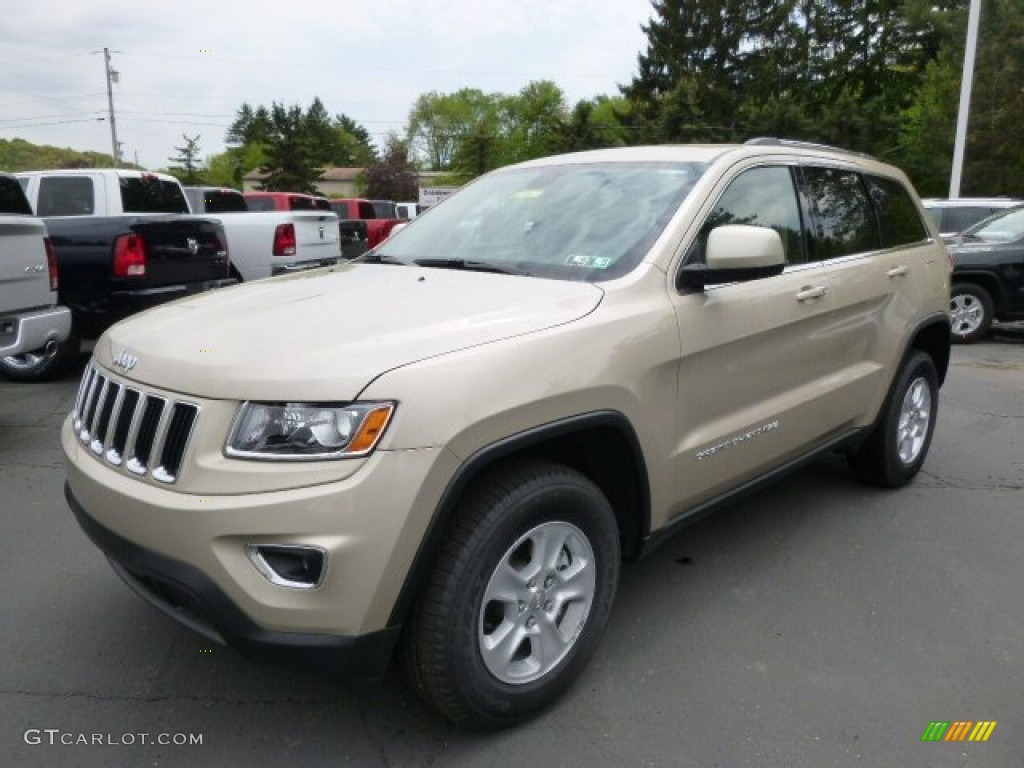 2014 Grand Cherokee Laredo 4x4 - Cashmere Pearl / New Zealand Black/Light Frost photo #2