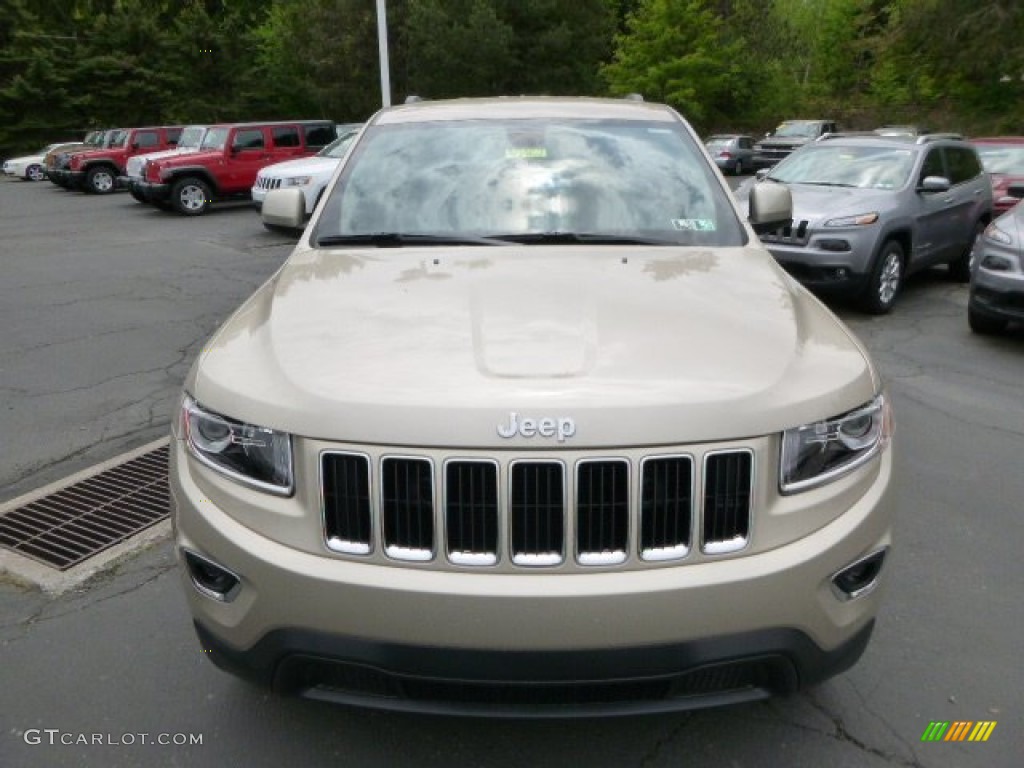 2014 Grand Cherokee Laredo 4x4 - Cashmere Pearl / New Zealand Black/Light Frost photo #3