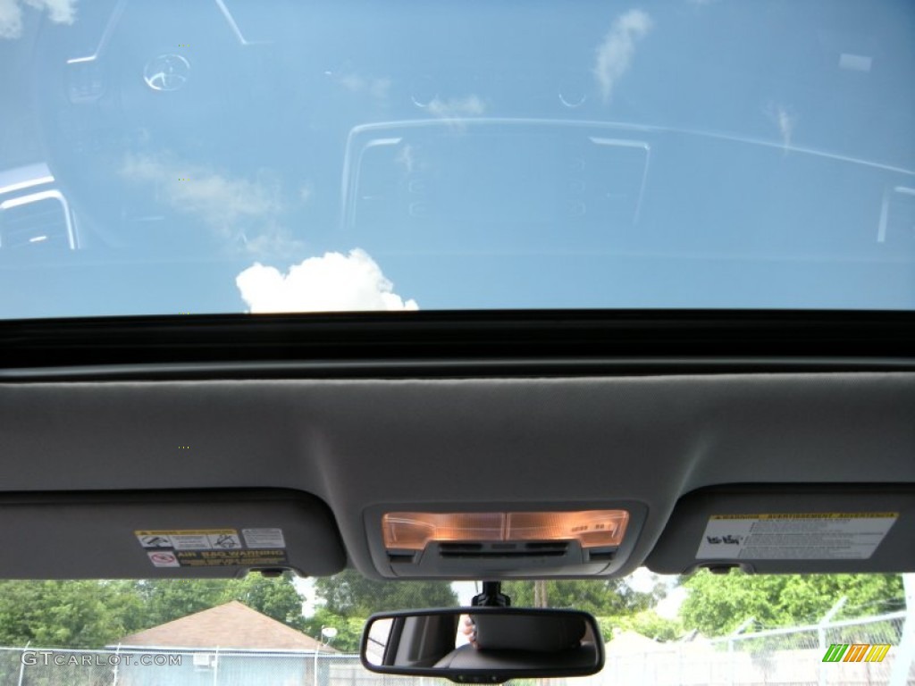 2014 Highlander Limited - Silver Sky Metallic / Black photo #27