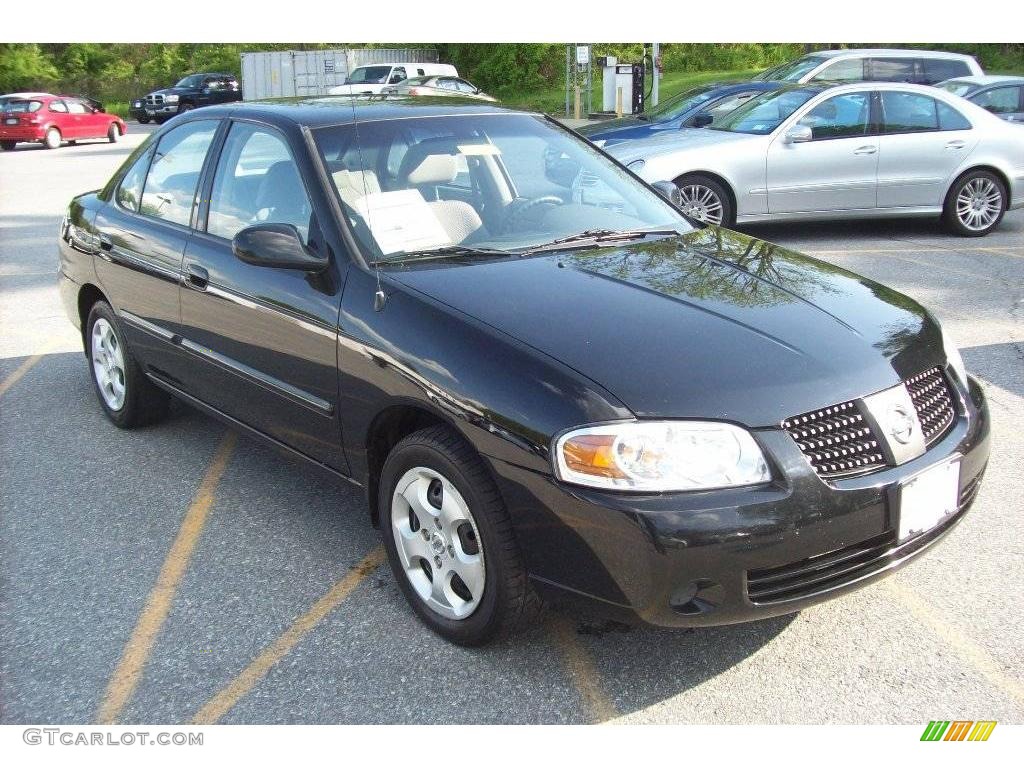 2005 Sentra 1.8 S - Blackout / Sage photo #1