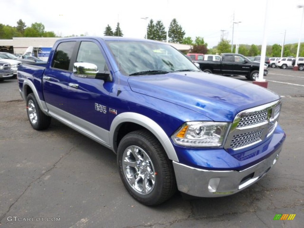 2014 1500 Laramie Crew Cab 4x4 - Blue Streak Pearl Coat / Black photo #4