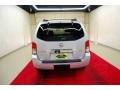 Silver Lightning Metallic - Pathfinder LE Photo No. 5