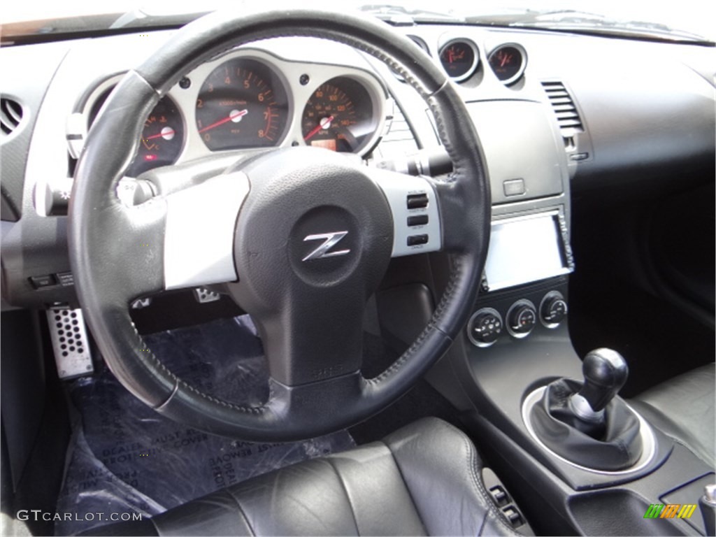 2005 Nissan 350Z Touring Roadster Dashboard Photos