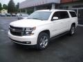 White Diamond Tricoat - Suburban LT 4WD Photo No. 1