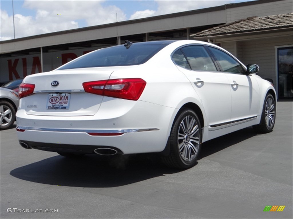2014 Cadenza Premium - Snow White Pearl / Black photo #3