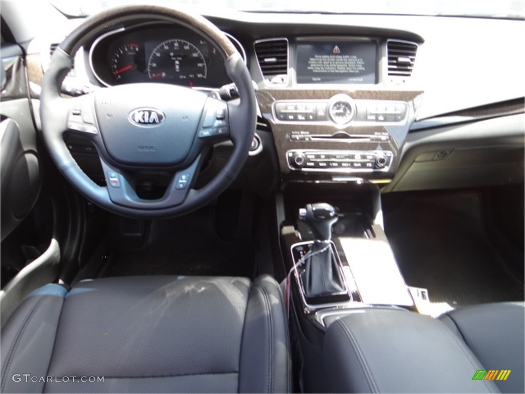 2014 Cadenza Premium - Snow White Pearl / Black photo #10
