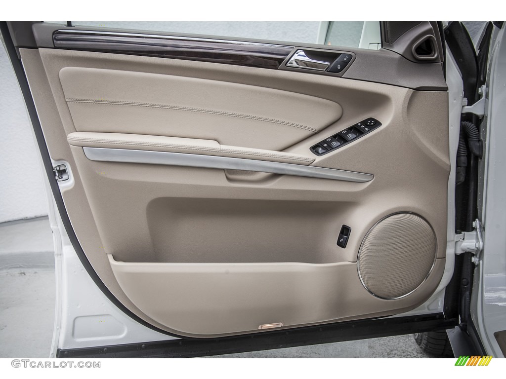 2012 Mercedes-Benz GL 350 BlueTEC 4Matic Cashmere Door Panel Photo #93722646