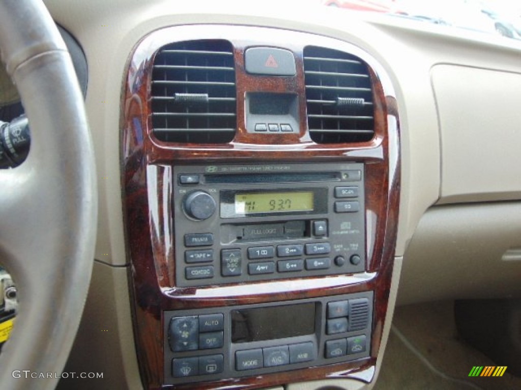 2004 Sonata V6 - White Pearl / Beige photo #14