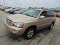 2005 Sonora Gold Pearl Toyota Highlander V6 4WD  photo #5