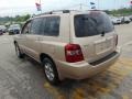 2005 Sonora Gold Pearl Toyota Highlander V6 4WD  photo #7