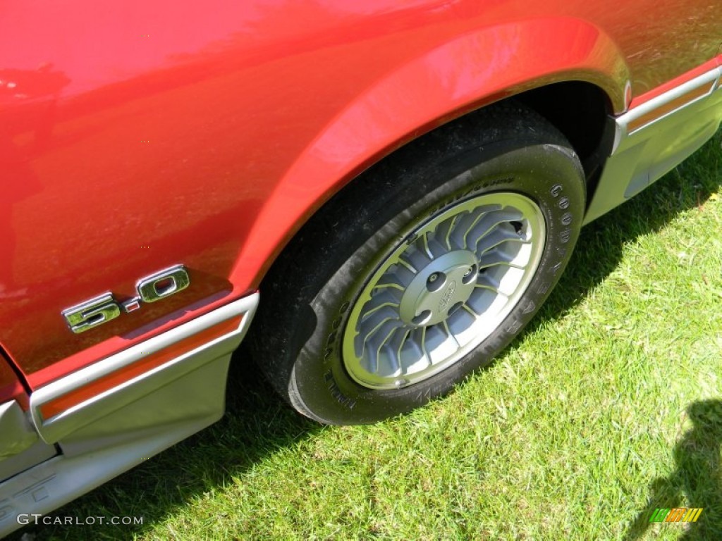 1987 Mustang GT Convertible - Medium Scarlet Red / White photo #40