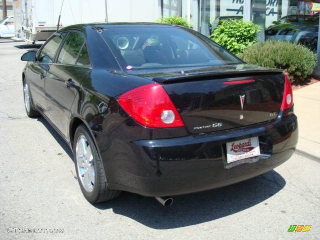 2005 G6 GT Sedan - Black / Ebony photo #2