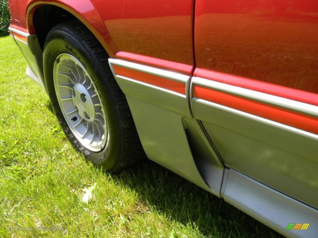 1987 Mustang GT Convertible - Medium Scarlet Red / White photo #47