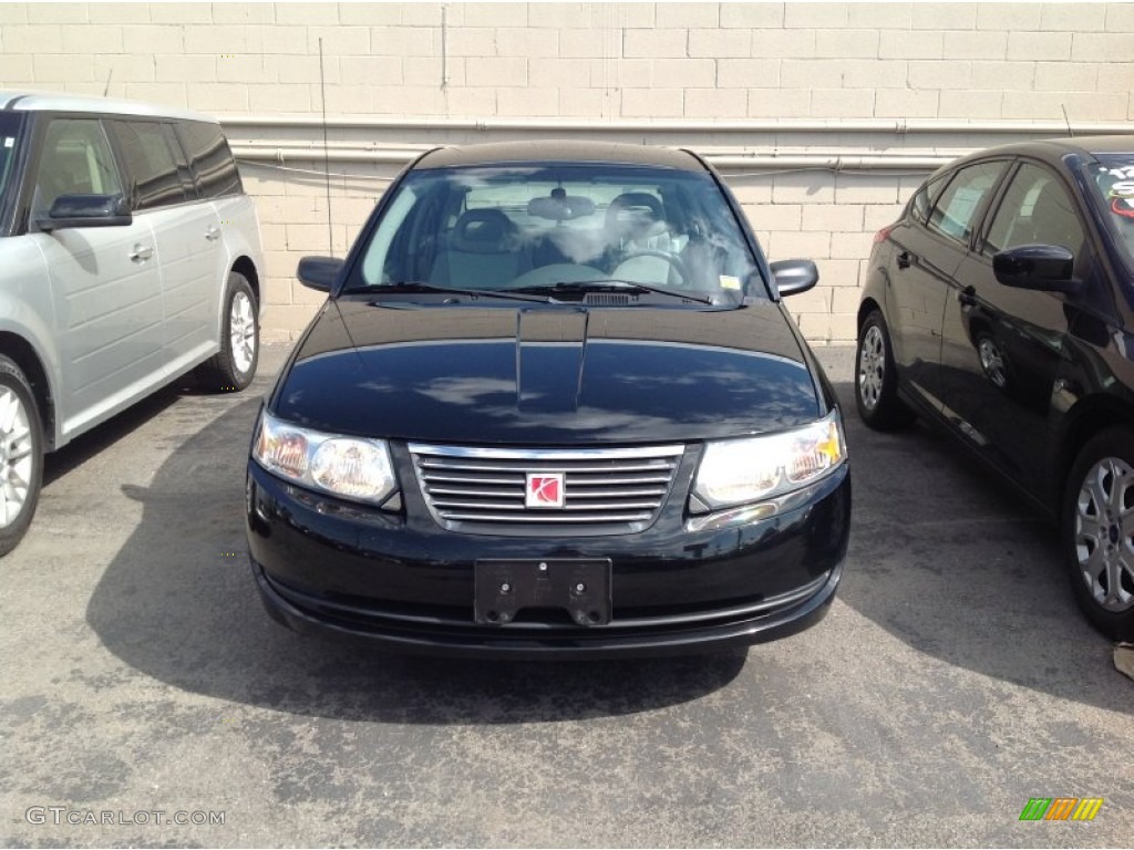 2006 ION 2 Sedan - Black Onyx / Gray photo #2