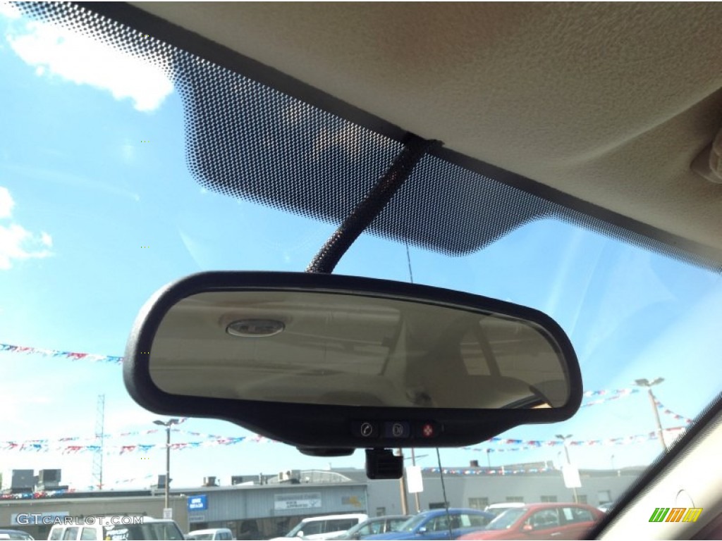 2006 ION 2 Sedan - Black Onyx / Gray photo #8