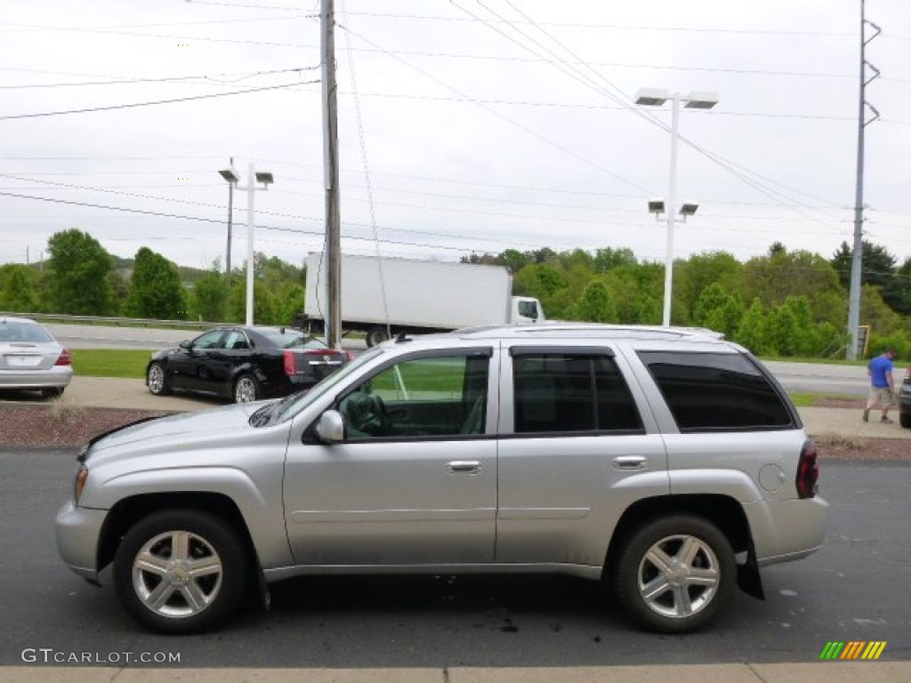 2009 TrailBlazer LT 4x4 - Silver Ice Metallic / Gray photo #5