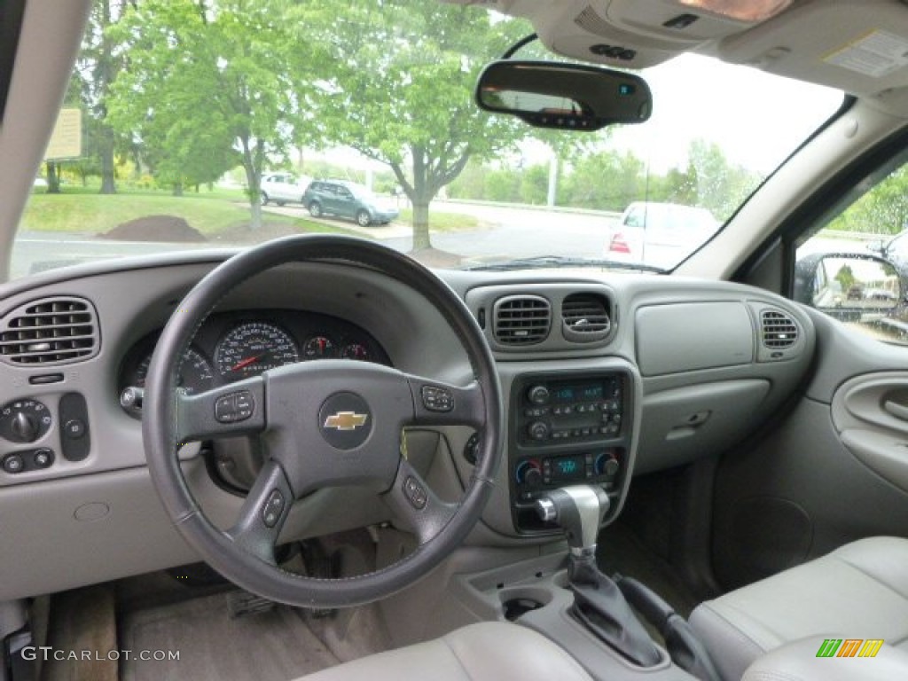 2009 TrailBlazer LT 4x4 - Silver Ice Metallic / Gray photo #12