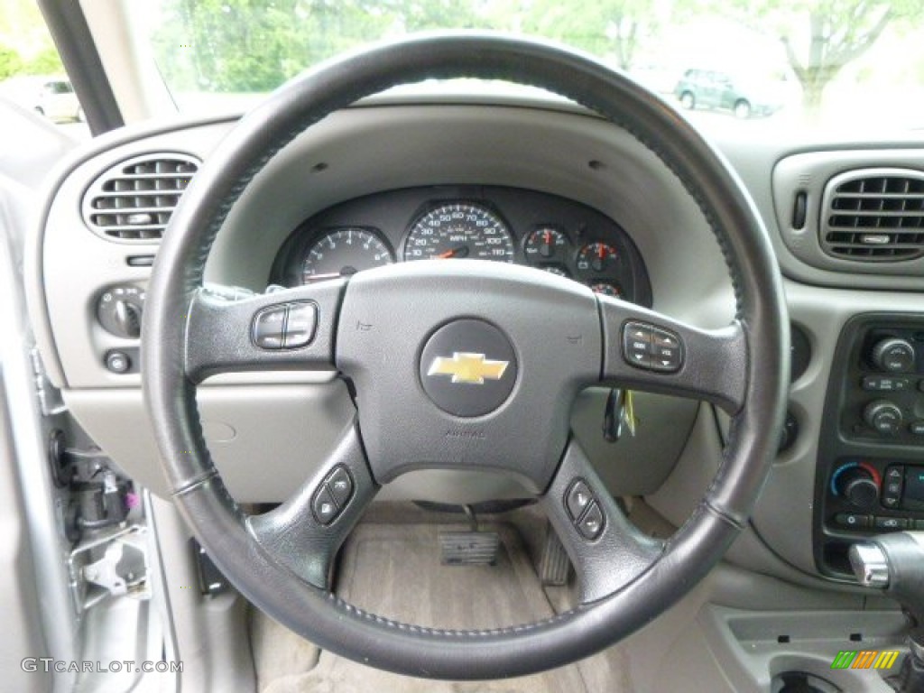 2009 TrailBlazer LT 4x4 - Silver Ice Metallic / Gray photo #18