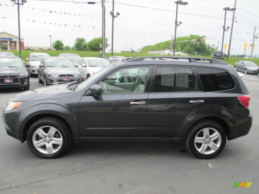 2010 Forester 2.5 X Premium - Dark Gray Metallic / Platinum photo #4