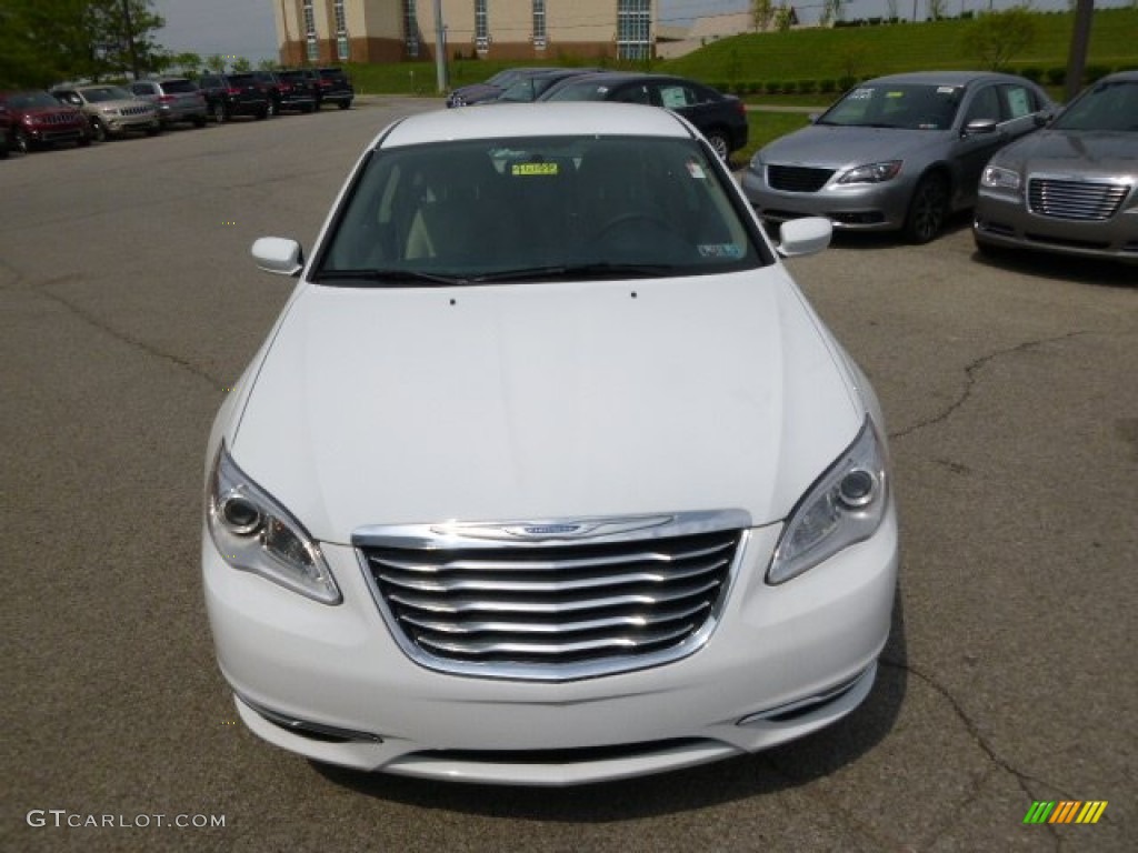 2014 200 Touring Sedan - Bright White / Black/Light Frost Beige photo #3