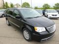 2014 Brilliant Black Crystal Pearl Chrysler Town & Country Touring  photo #4