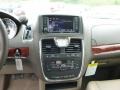 2014 Brilliant Black Crystal Pearl Chrysler Town & Country Touring  photo #16
