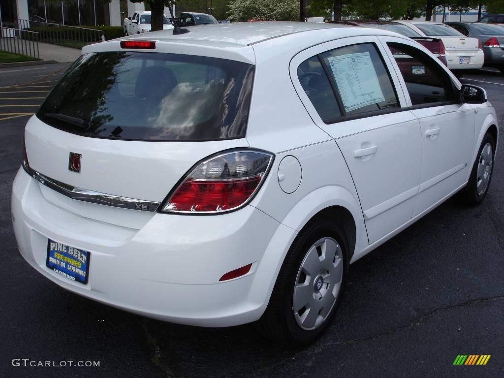 2008 Astra XE Sedan - Arctic White / Charcoal photo #4