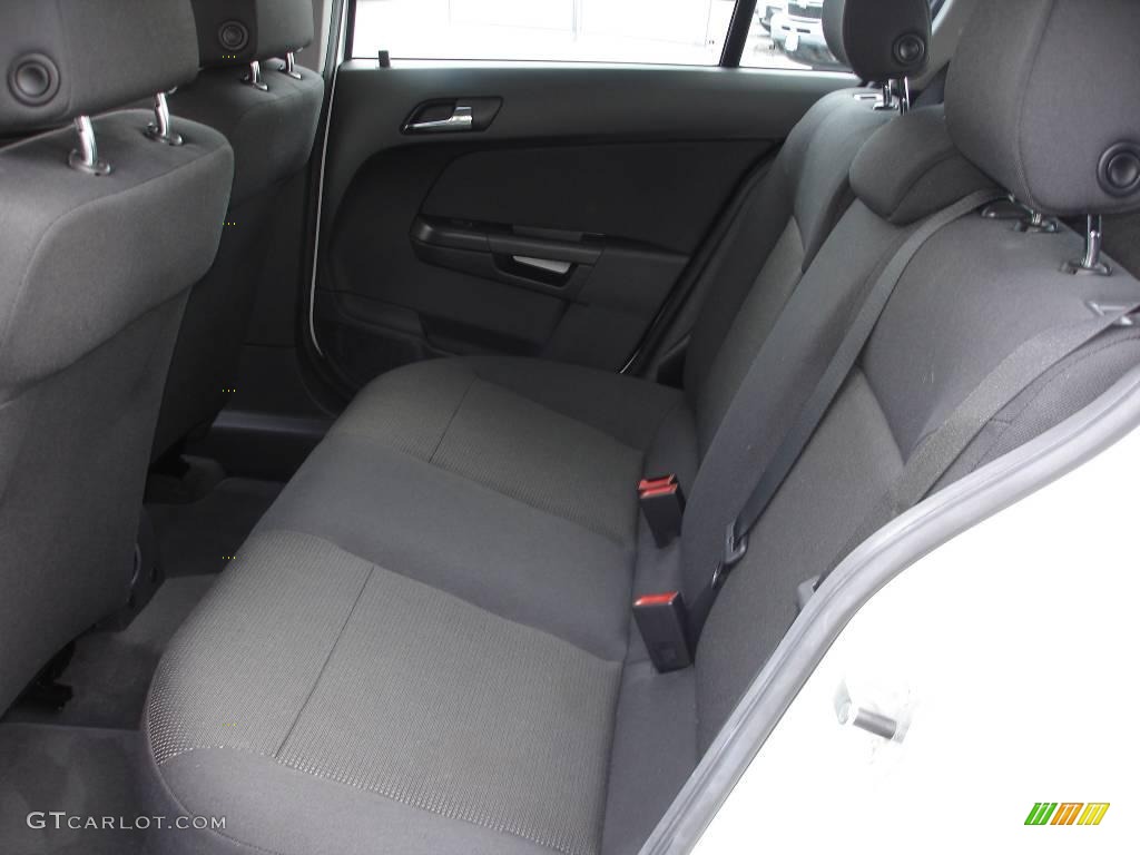 2008 Astra XE Sedan - Arctic White / Charcoal photo #10