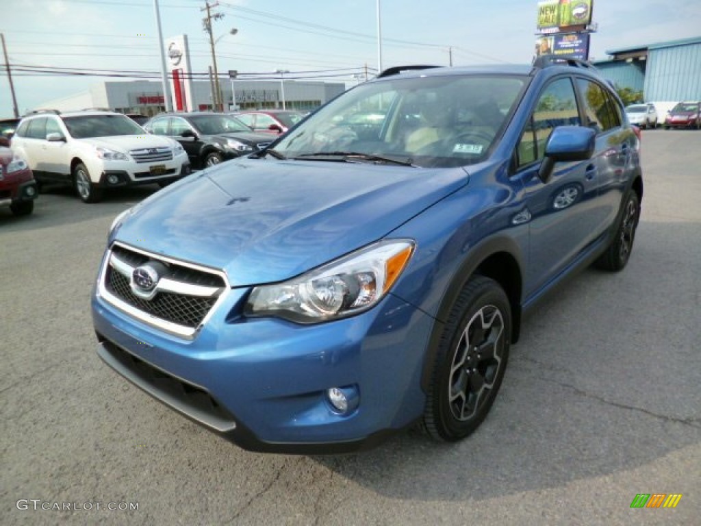 2014 XV Crosstrek 2.0i Limited - Quartz Blue Pearl / Ivory photo #3