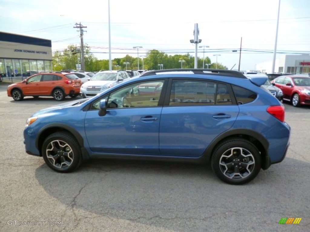 2014 XV Crosstrek 2.0i Limited - Quartz Blue Pearl / Ivory photo #4
