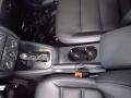 Black - Jetta SE Sedan Photo No. 19