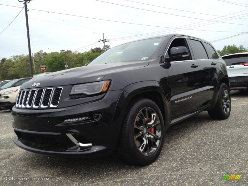 2014 Grand Cherokee SRT 4x4 - Brilliant Black Crystal Pearl / SRT Morocco Black photo #1