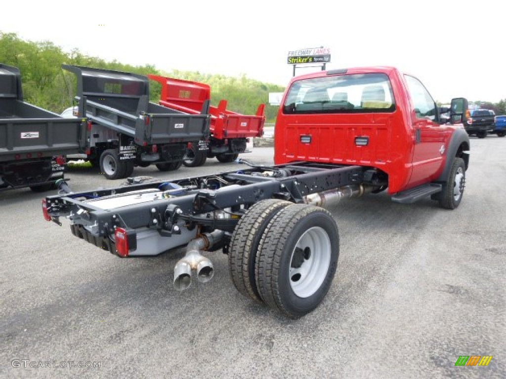 2015 Ford F550 Super Duty XL Regular Cab 4x4 Chassis Undercarriage Photo #93756020