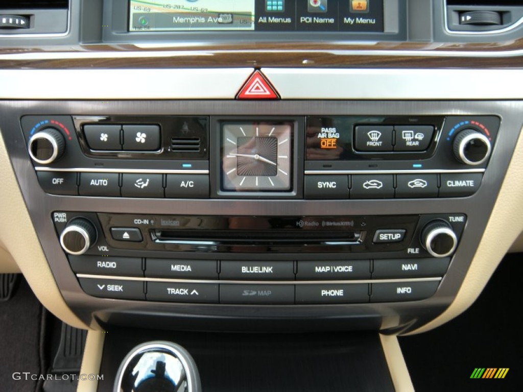 2015 Hyundai Genesis 3.8 Sedan Controls Photo #93758597