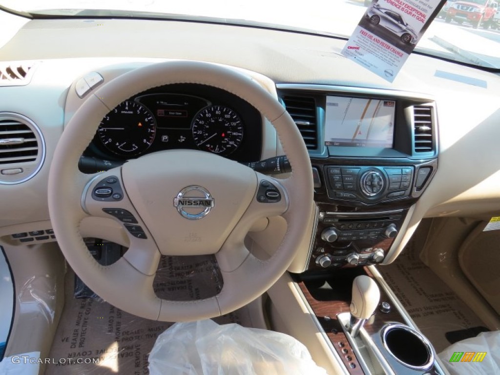 2014 Pathfinder Platinum - Moonlight White / Almond photo #12