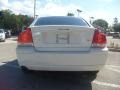 Ice White - S60 2.5T Photo No. 7