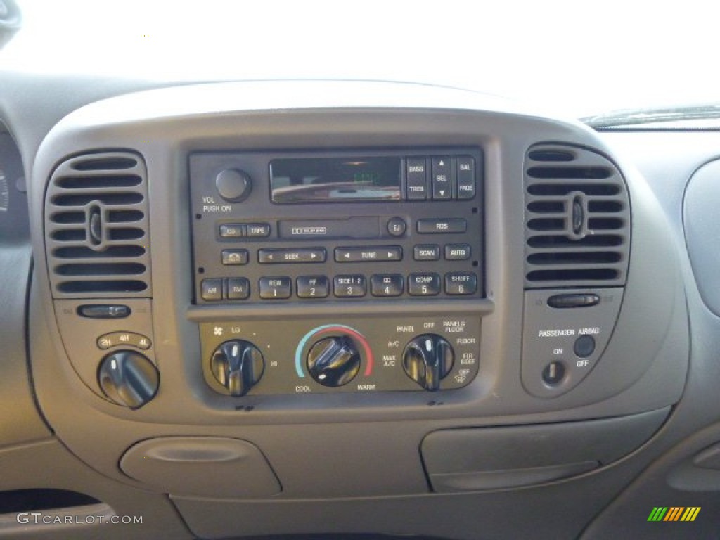 1999 F150 Lariat Extended Cab 4x4 - Deep Wedgewood Blue Metallic / Medium Graphite photo #16