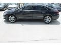 Deep Black Metallic - CC Lux Photo No. 4