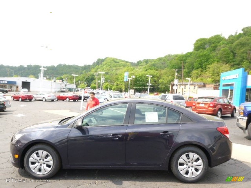 2014 Cruze LS - Atlantis Blue Metallic / Jet Black/Medium Titanium photo #5