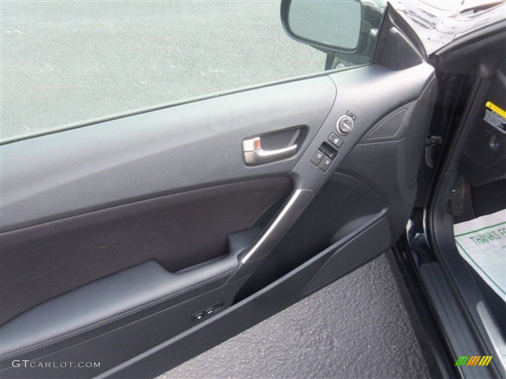 2014 Genesis Coupe 2.0T - Caspian Black / Black photo #5