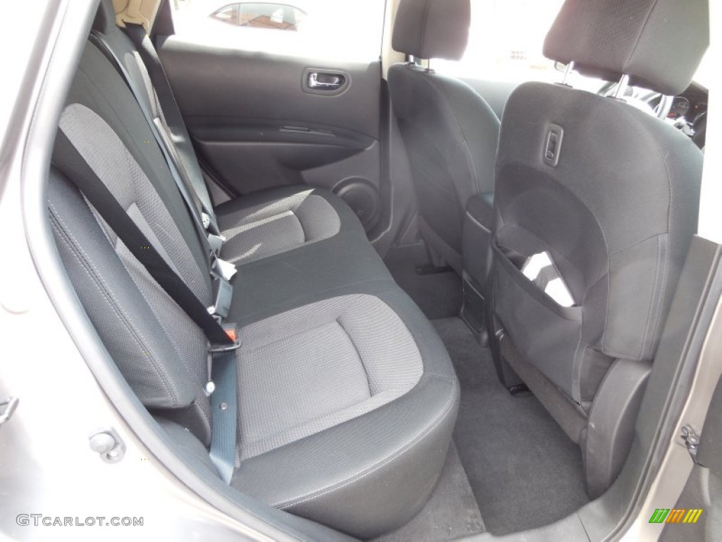 2011 Rogue SV AWD - Platinum Graphite / Black photo #13