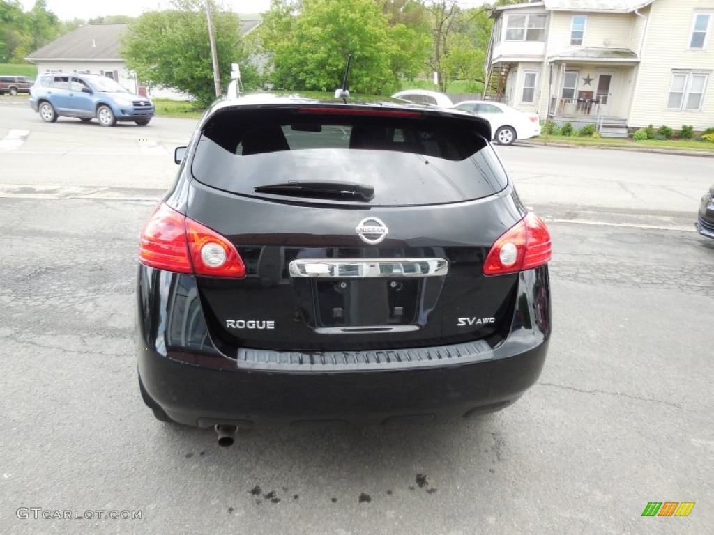 2011 Rogue SV AWD - Wicked Black / Black photo #7