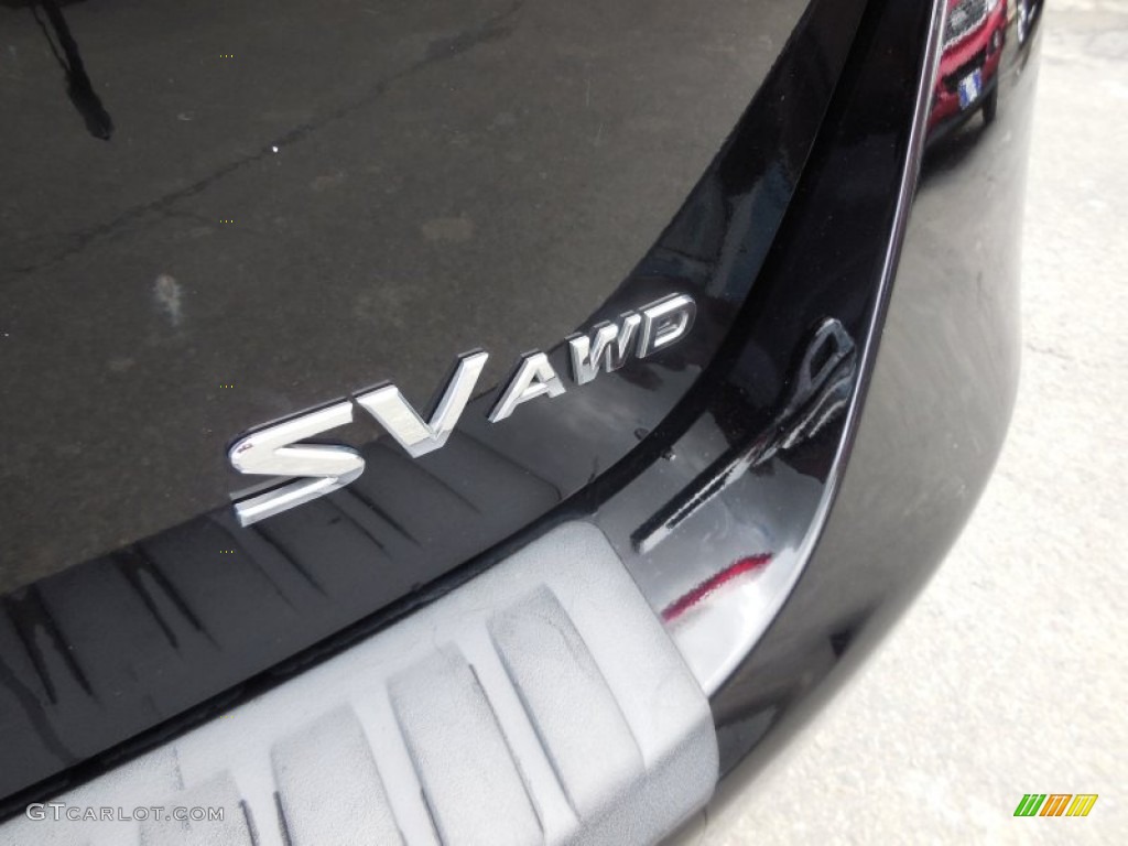2011 Rogue SV AWD - Wicked Black / Black photo #8