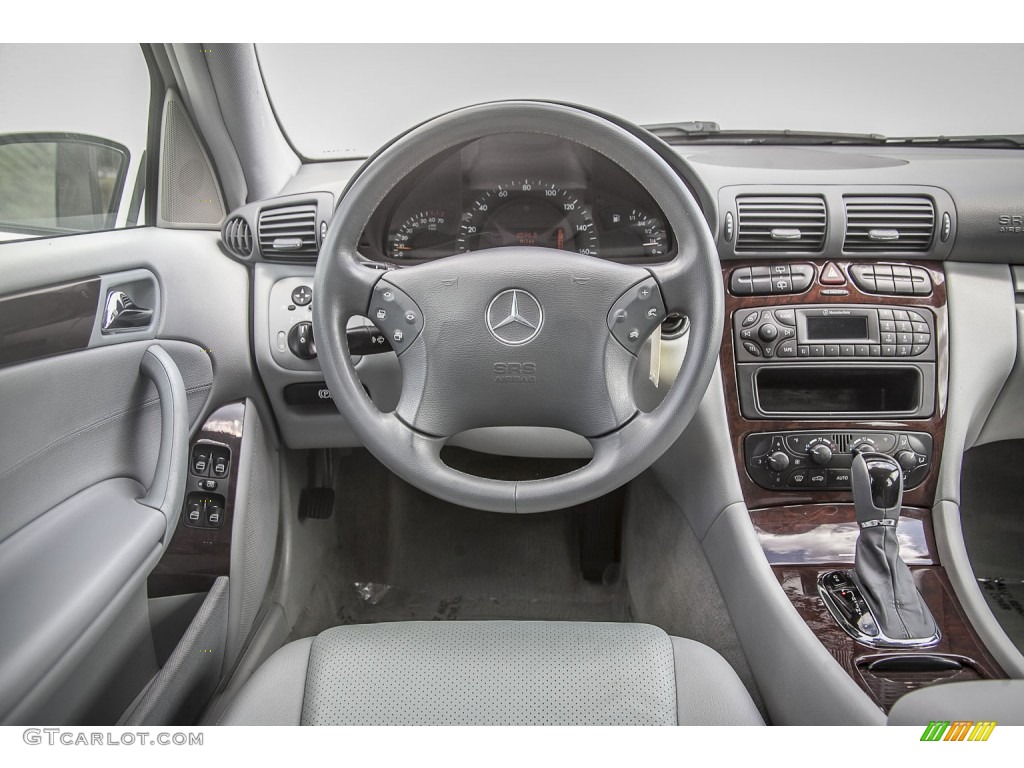 Gray Interior 2004 Mercedes-Benz C 240 4Matic Wagon Photo #93767000