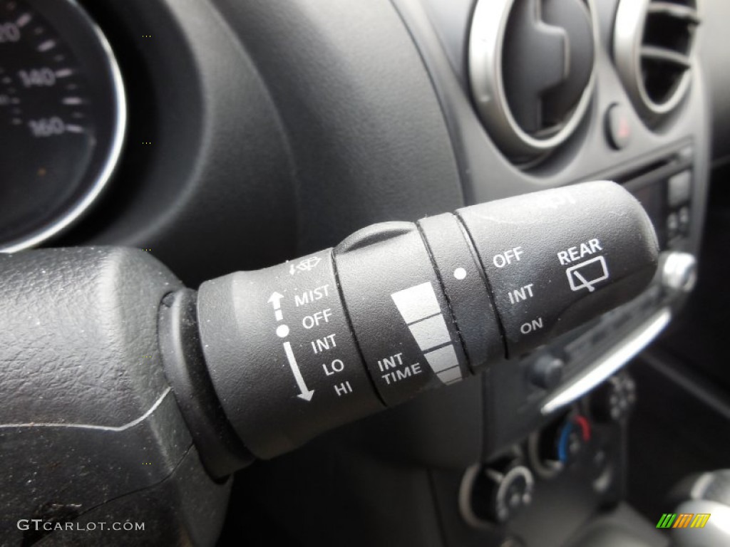 2011 Rogue SV AWD - Wicked Black / Black photo #25