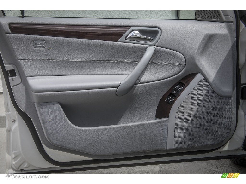2004 Mercedes-Benz C 240 4Matic Wagon Gray Door Panel Photo #93767510