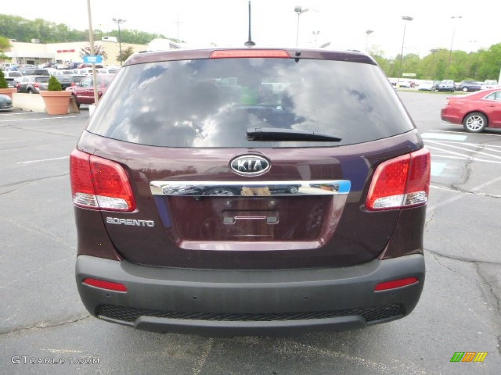 2011 Sorento LX V6 AWD - Dark Cherry / Black photo #4