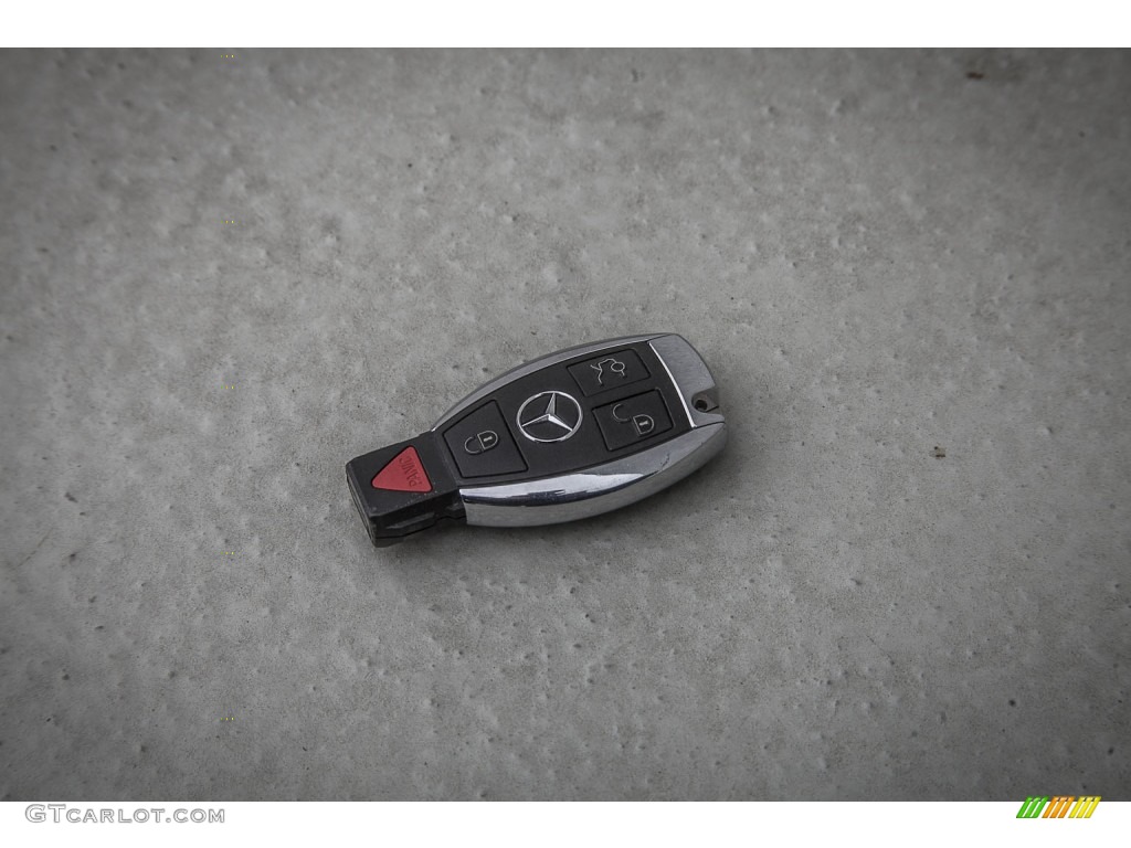 2011 Mercedes-Benz E 350 Sedan Keys Photos