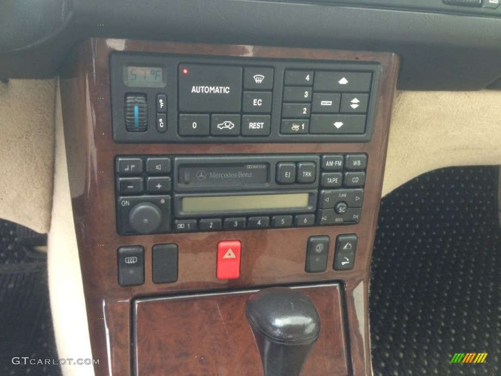 1994 Mercedes-Benz SL 320 Roadster Controls Photos